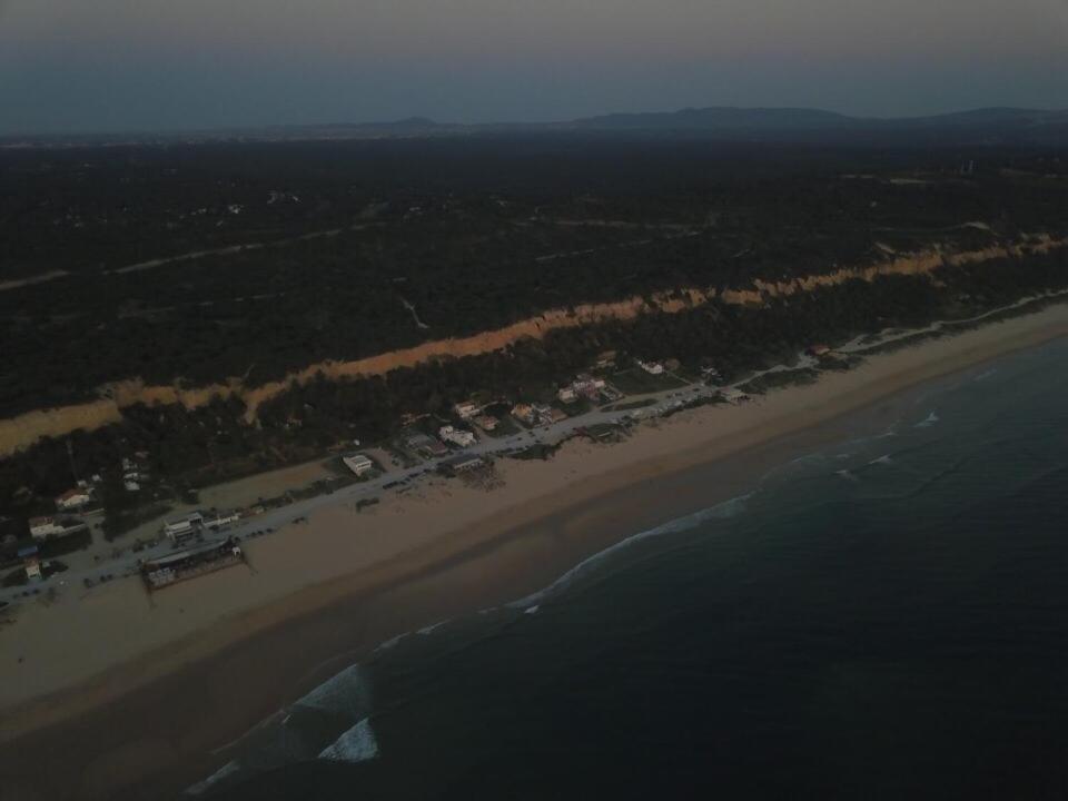 Rock'S Beach Spot Suit Costa de Caparica Luaran gambar